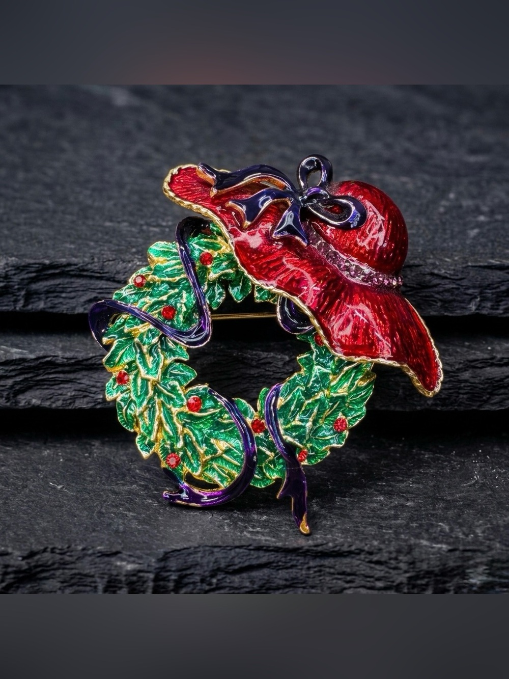 Vintage Y2K Red Hat Society Enamel Rhinestone Christmas Green Wreath Brooch